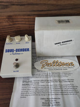 Load image into Gallery viewer, Fulltone Soul Bender v1
