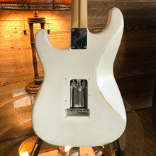 Load image into Gallery viewer, Fender Stratocaster Plus 1993 Olympic White
