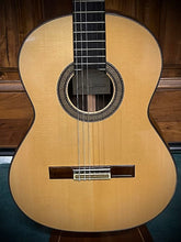 Load image into Gallery viewer, Manuel Contreras I Classical  1994  Brazilian and Sitka (Ex. Pepe Romero)
