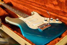 Load image into Gallery viewer, 1983 Fender Elite Stratocaster (VERY RARE) &#39;BLUE STRATOBURST&#39;
