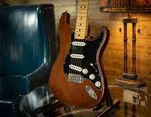 Load image into Gallery viewer, Fender Stratocaster with 3-Bolt Neck, Maple Fretboard 1976 Walnut (Mocha)
