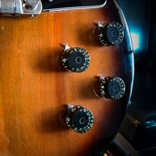 Load image into Gallery viewer, Gibson Les Paul Special 1974 Sunburst
