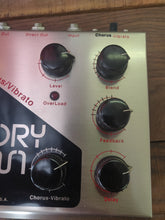 Load image into Gallery viewer, Electro-Harmonix Deluxe Memory Man (Vintage 1980&#39;s)
