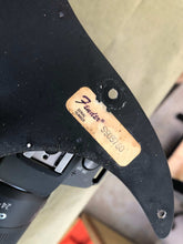 Load image into Gallery viewer, Fender Stratocaster 1979 Natural
