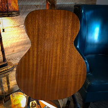 Load image into Gallery viewer, Kay L7000 1960‚Äôs Natural bear claw Sitka top
