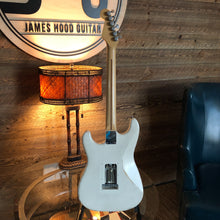 Load image into Gallery viewer, Fender Stratocaster Plus 1993 Olympic White
