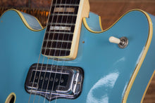 Load image into Gallery viewer, 1970 Fender Coronado II Daphne Blue (Custom Ordered Color) with Tremolo
