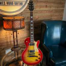 Load image into Gallery viewer, Heritage H150 1999 Cherry Burst
