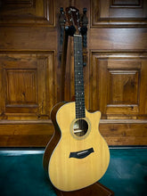 Load image into Gallery viewer, 2005 Taylor 414ce Sitka Top- Satin Ovangkol Back and Sides
