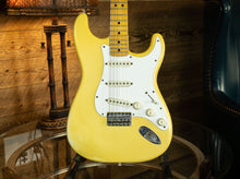 Load image into Gallery viewer, Fender Stratocaster Hardtail with 3-Bolt Neck, Maple Fretboard 1976 Olympic White
