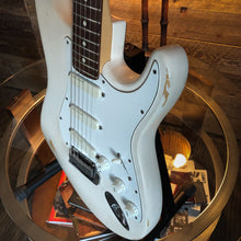 Load image into Gallery viewer, Fender Stratocaster Plus 1993 Olympic White
