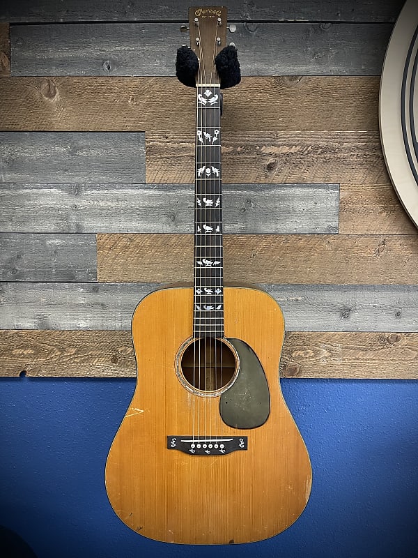 Martin D18 マーティン card_10Y25D18SATIN_f.jpg?sw=