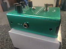 Load image into Gallery viewer, Fender Marine Layer Reverb
