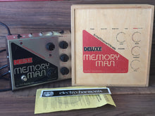 Load image into Gallery viewer, Electro-Harmonix Deluxe Memory Man (Vintage 1980&#39;s)
