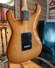 Load image into Gallery viewer, Suhr Custom Classic 2014 Natural Burst
