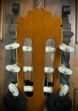 Load image into Gallery viewer, Manuel Contreras I Classical  1994  Brazilian and Sitka (Ex. Pepe Romero)
