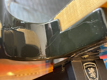 Load image into Gallery viewer, Fender Telecaster Deluxe 1972 - 1981 Sunburst
