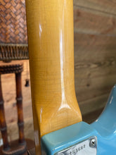 Load image into Gallery viewer, Fender Mustang Guitar with Rosewood Fretboard 1966 Daphne Blue
