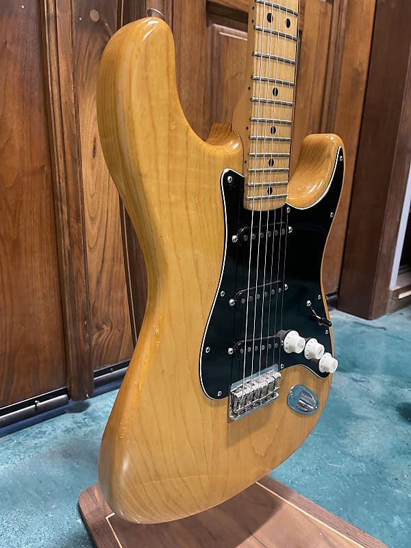 1978 Fender Stratocaster (Natural) with Maple Fretboard