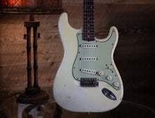 Load image into Gallery viewer, Fender Stratocaster 1962 Olympic White
