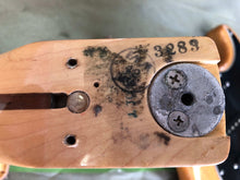 Load image into Gallery viewer, Fender Stratocaster 1979 Natural
