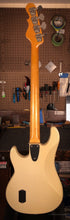 Load image into Gallery viewer, G&amp;L L-2000 Bass 1983 Vintage White
