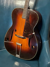 Load image into Gallery viewer, Martin R-18T Tenor 1934 (RARE)(VIDEO DEMO)
